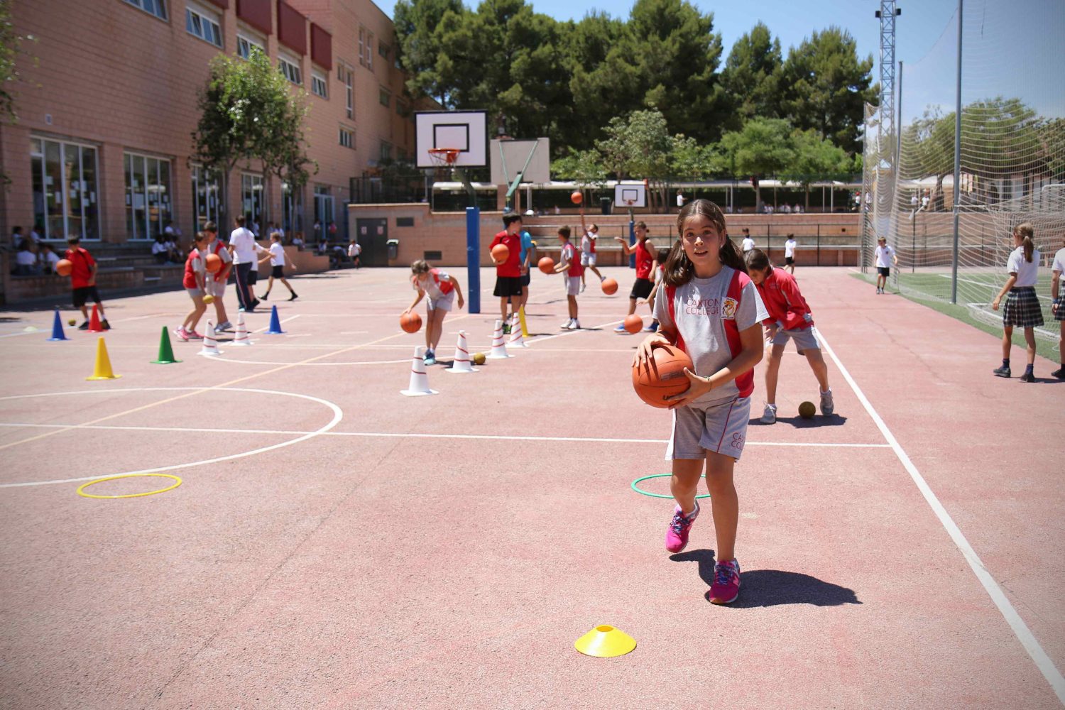 Pistas mini basquet Caxton College Colegio Británico en Valencia
